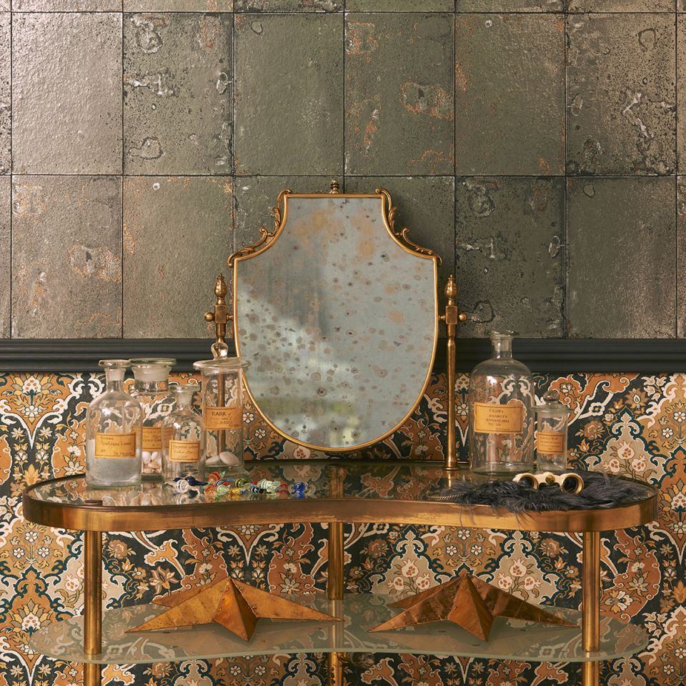 Antique Mirror Grey wallpaper Mariinsky Damask Cole & Son
